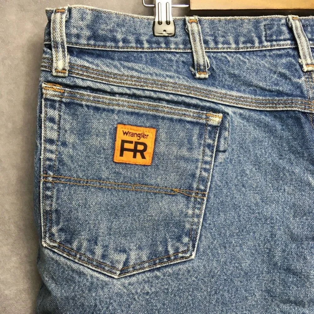 Wrangler FR Riggs Men Jeans Blue size 42x32 Workwear Denim Flame Resistant Pants